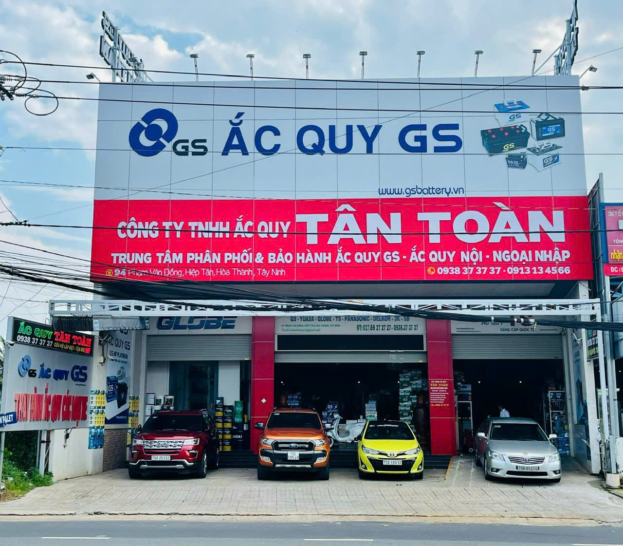 cửa hàng ắc quy gần đây