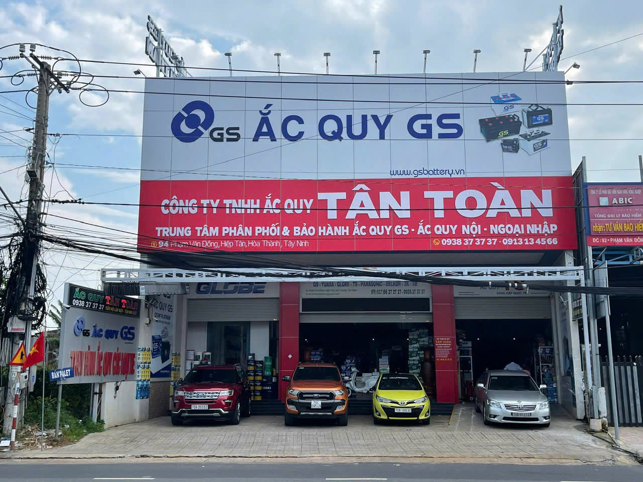 Thay bình ắc quy xe Lexus Củ Chi